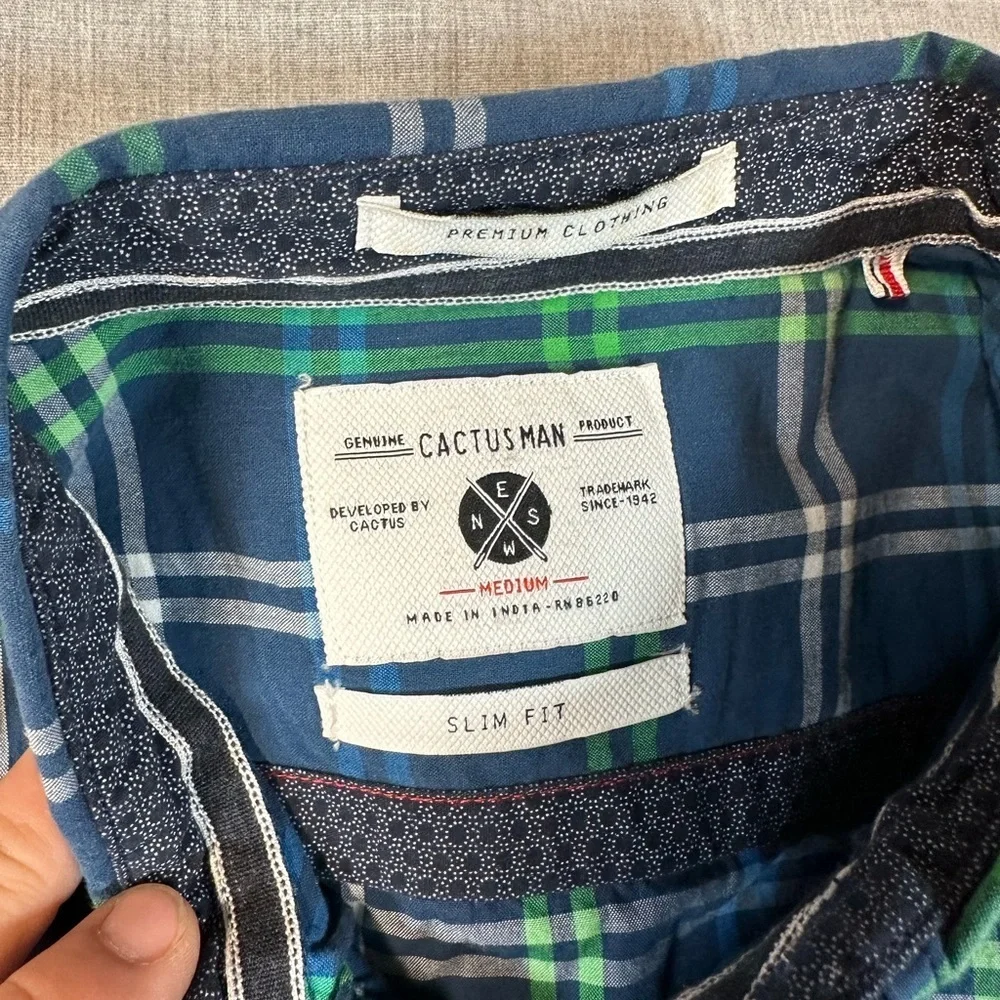 Cactus Man casual button